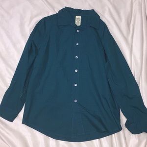 A blue/green faded glory long sleeved shirt 14-16